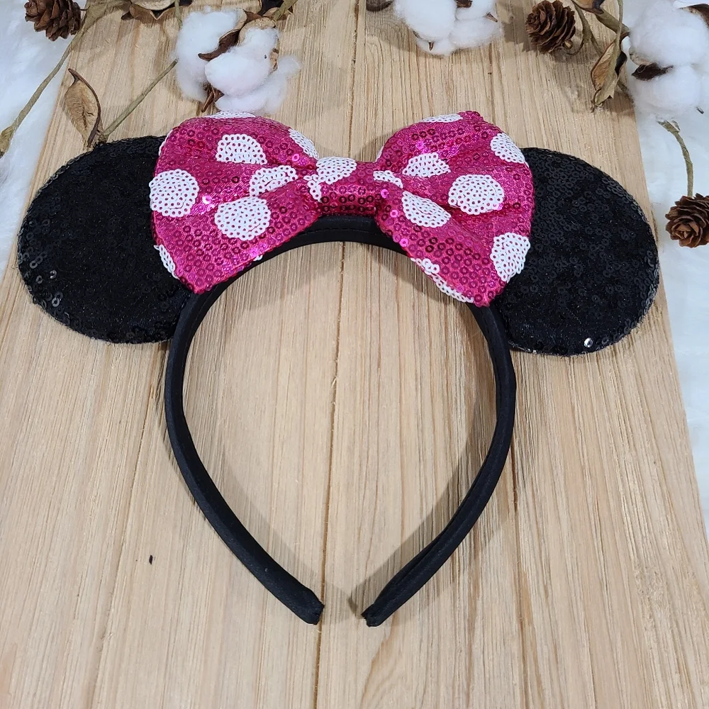 🐭🐭NEW🐭🐭ADORABLE!! MINNI MOUSE EARS Headband in PINK